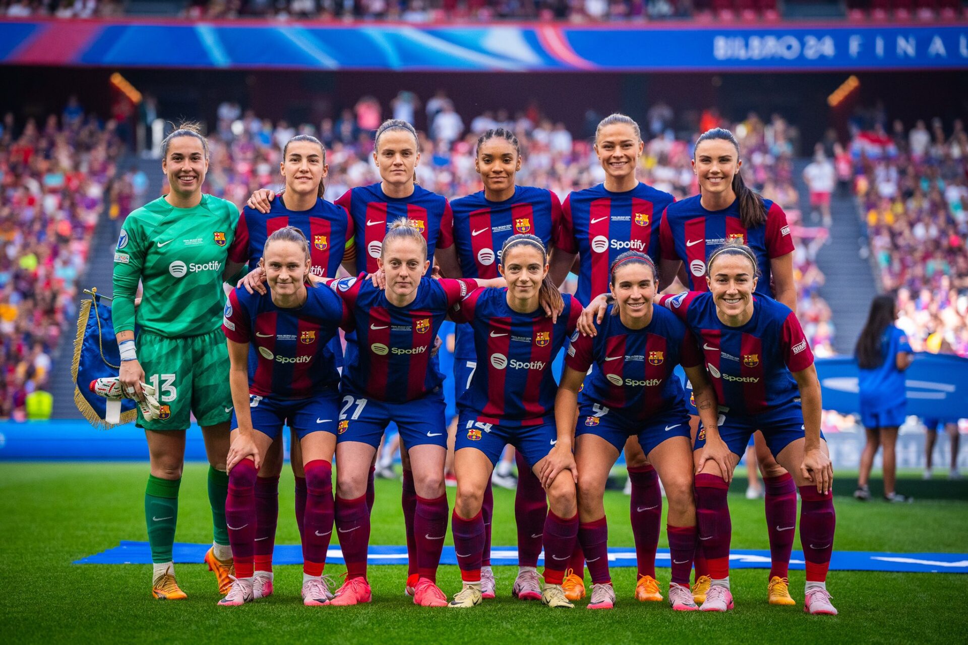 Alineación del FC Barcelona en la final de la Champions League femenina 23/24.