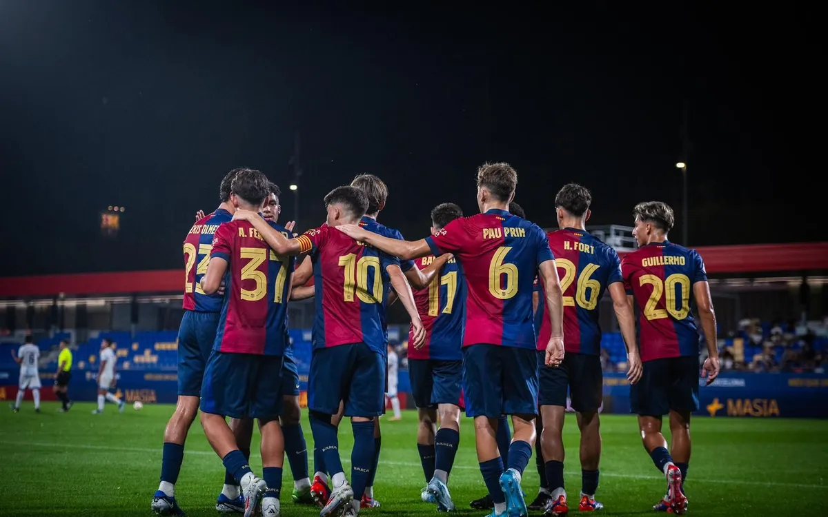 Los jugadores del Barça Atlétic celebrando uno de los tantos