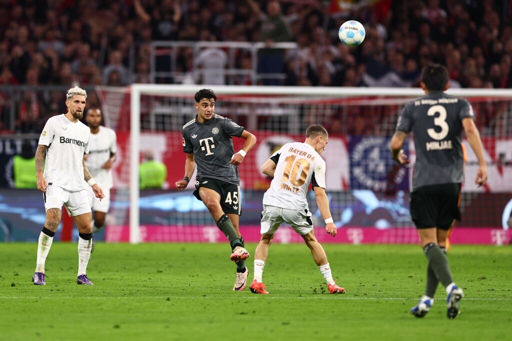 Bayern Múnich y Bayer Leverkusen igualaron 1-1.