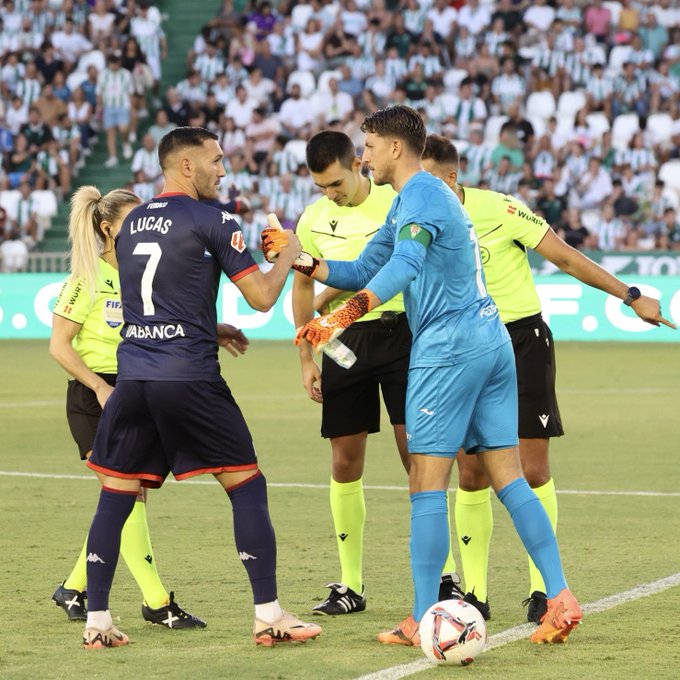 Gran victoria del Córdoba frente al Dépor en el Nuevo Arcángel