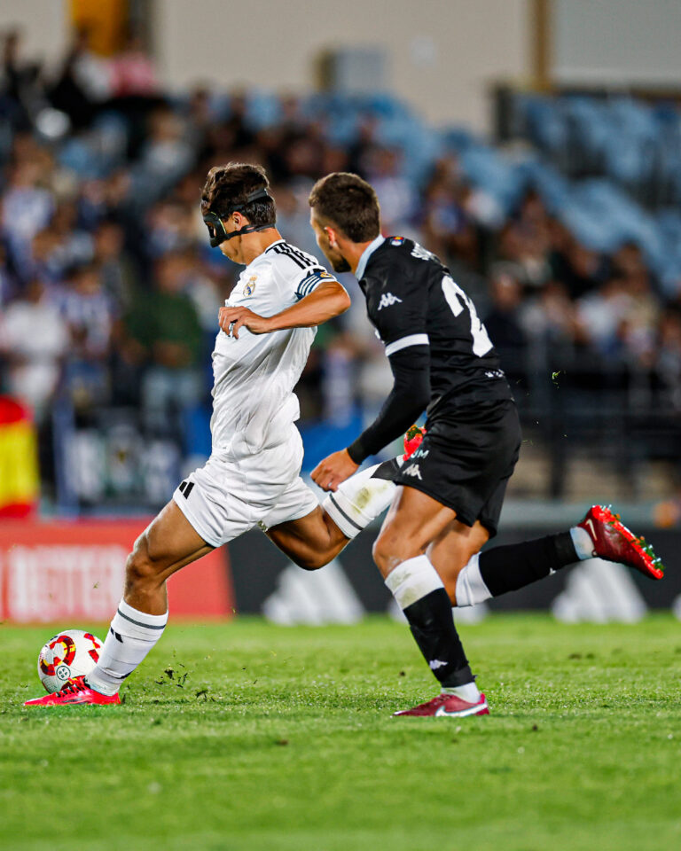 El Castilla vence 1-0 al Hércules y logra su primera victoria de la temporada