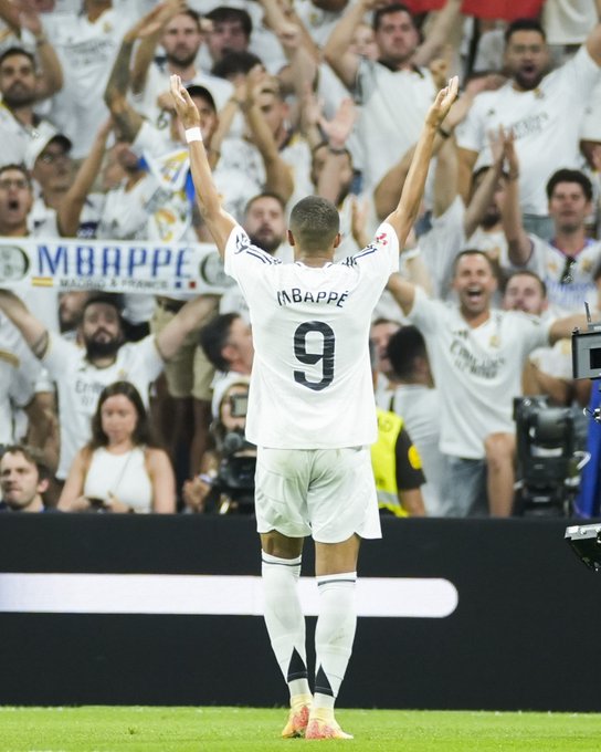 Kylian Mbappé se estrena en el Bernabéu