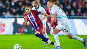 Martin Ødegaard y Lienhart