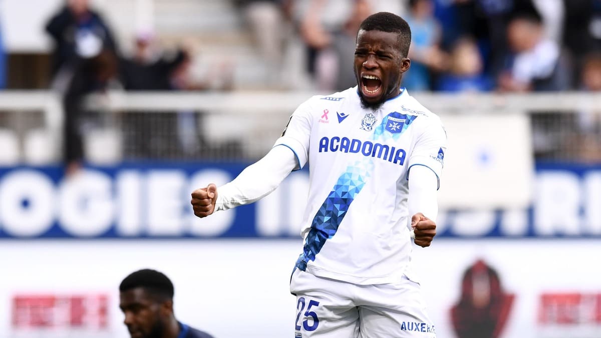 Hamed Traoré jugador del Auxerre