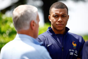 Kyliam Mbappé no fue convocado a la selección francesa y crecen los rumores sobre un posible conflicto con Deschamps