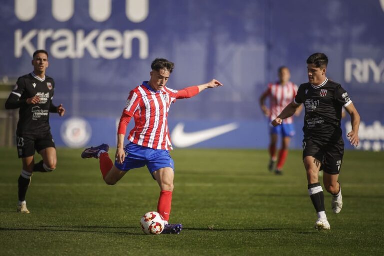 El Atleti B logra su primera victoria como local frente a la AD Mérida