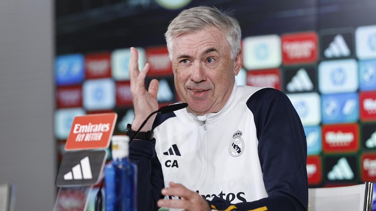 Carlo Ancelotti durante la rueda de prensa.