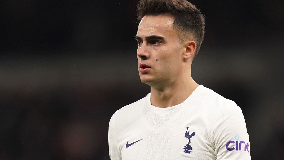 Delicada situación para Sergio Reguilón en el Tottenham