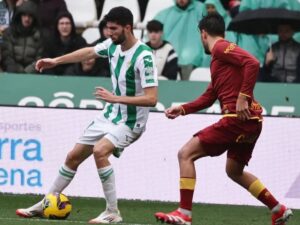 Córdoba CF 1-2 Racing de Santander: Remontada de líder