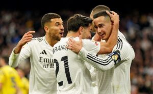 Los jugadores del Real Madrid festejando un gol