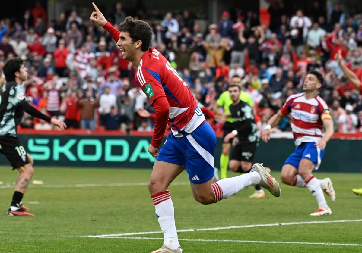 El hijo de Manolo Lama debuta con gol en el Granada