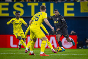 Villarreal CF y Valencia CF empatan el partido