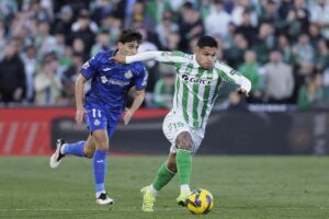 El Betis vence al Getafe en un gran partido de Isco y Antony