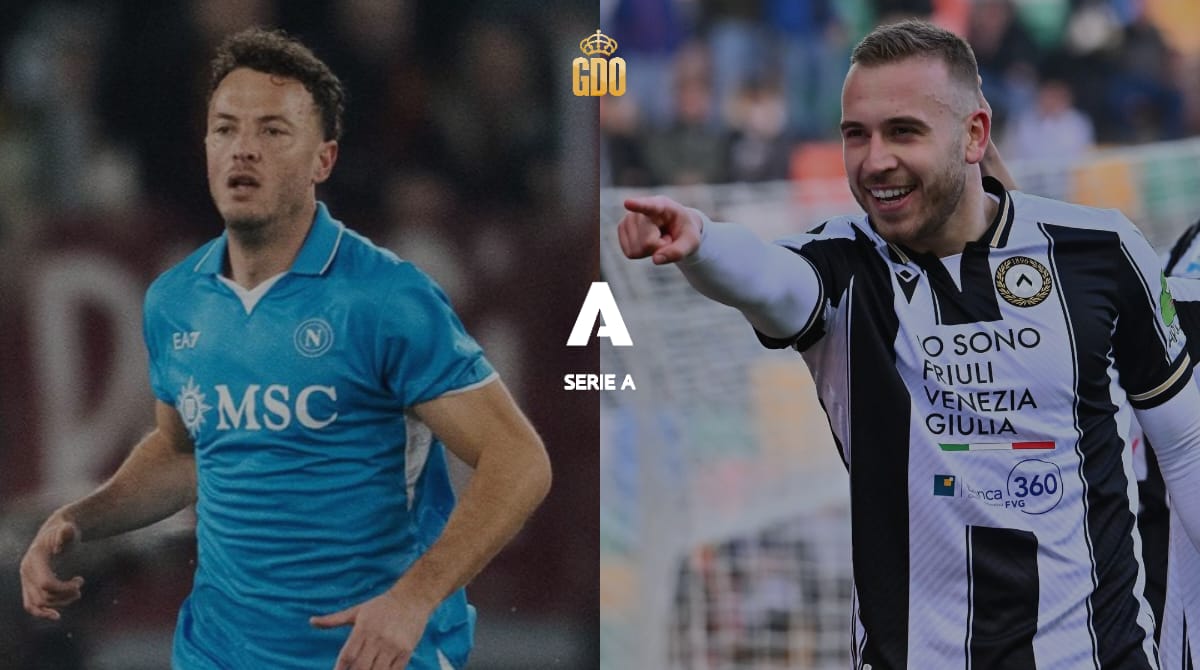 Jugador del Nápoles y jugador del Udinese en terreno de juego.