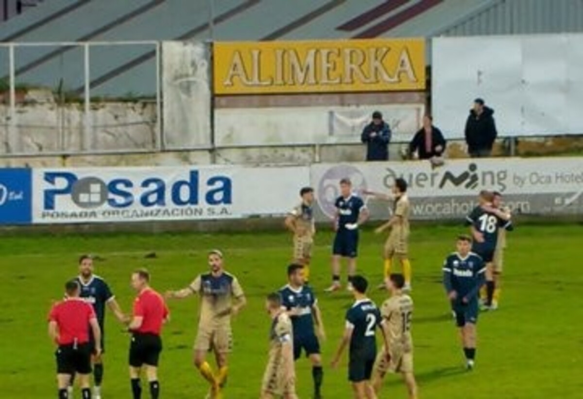 Marino de Luanco vs Pontevedra