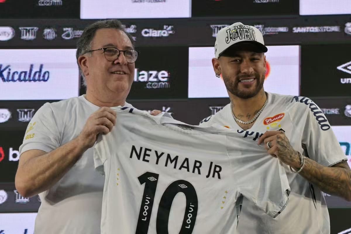 Neymar, de regreso al Santos tras 12 años.