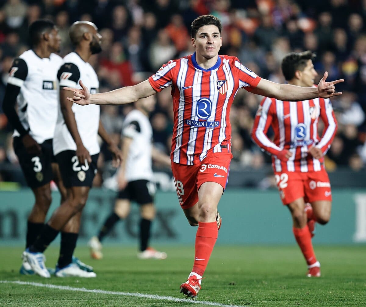 Valencia CF 0-3 Atlético de Madrid: El Atleti quiere el liderato