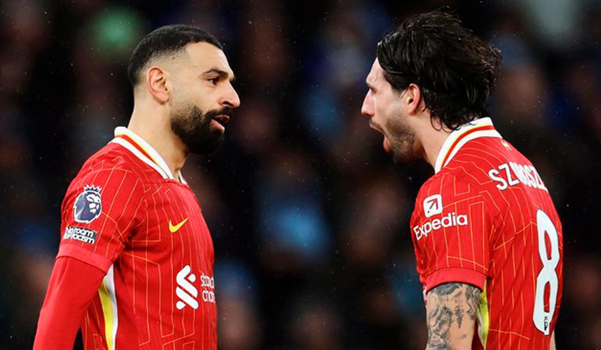 Salah y Szoboszlai festejan el triunfo de Liverpool contra el Manchester City