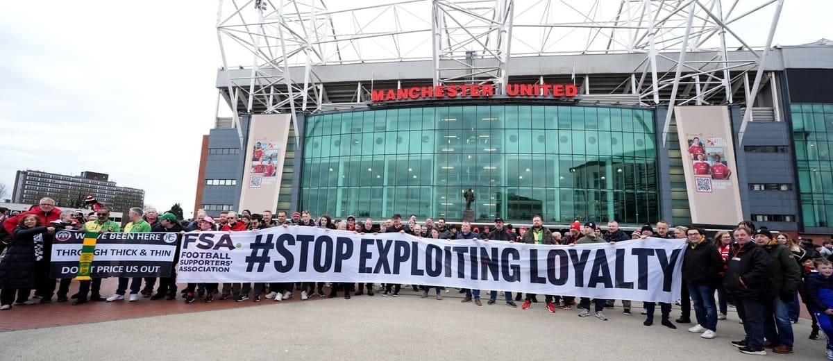 Fans Manchester United se plantan