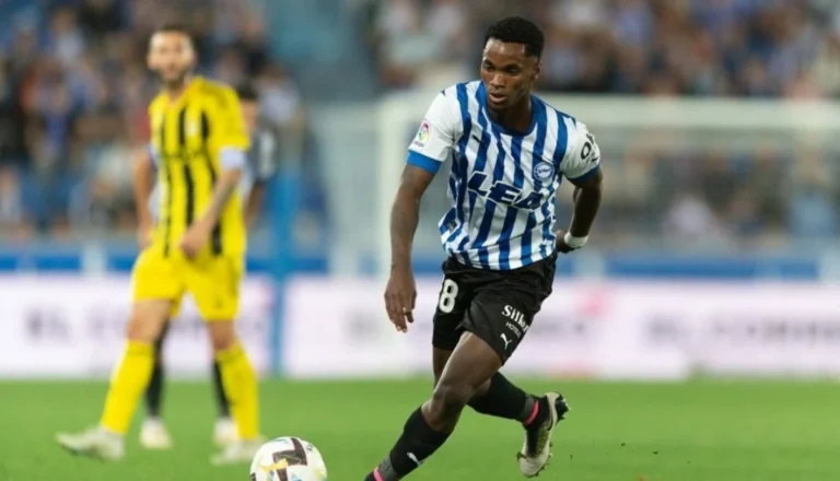 El Lugo anuncia la incorporación de Álex Balboa