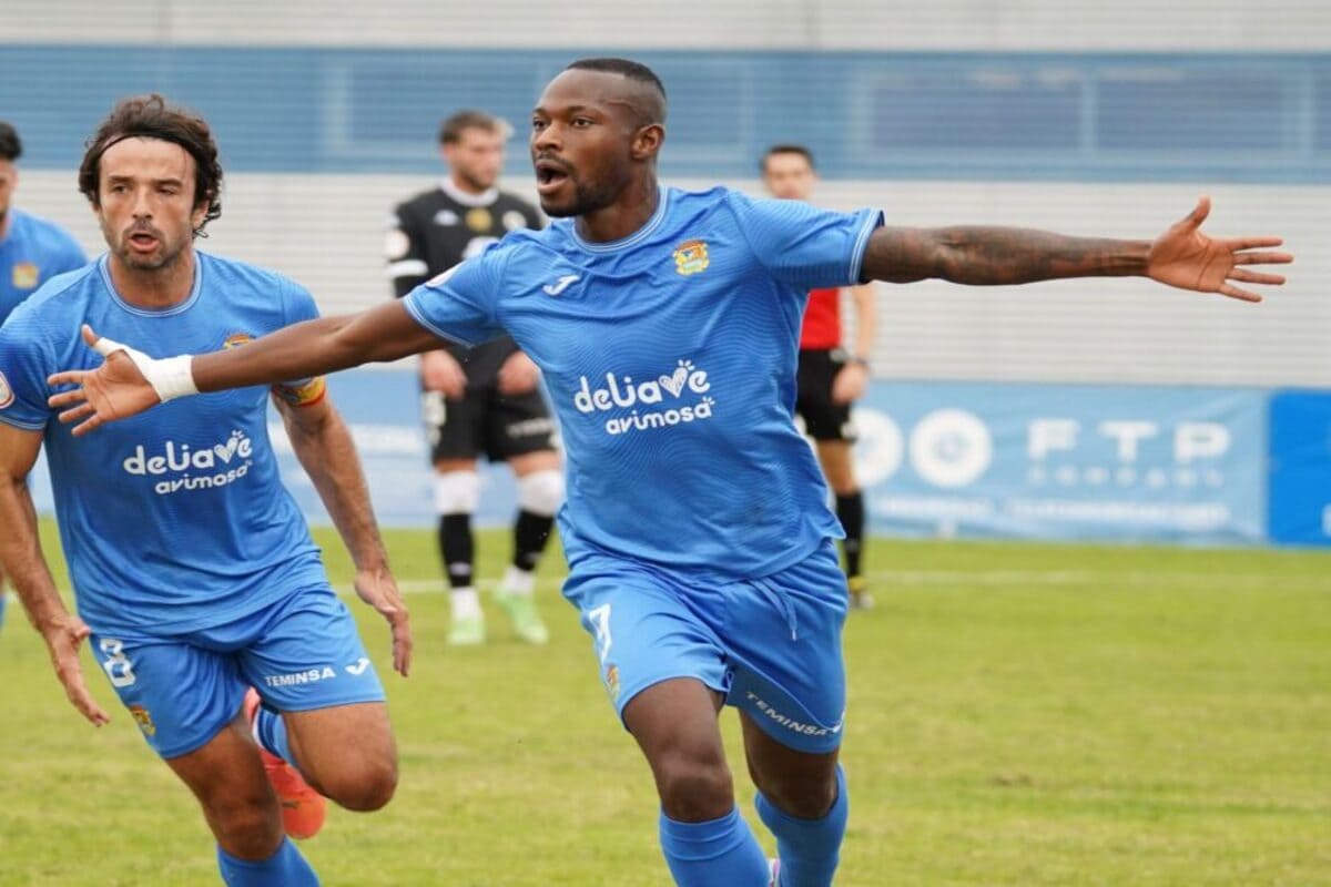 Cedric Omoigui ficha por el Nàstic