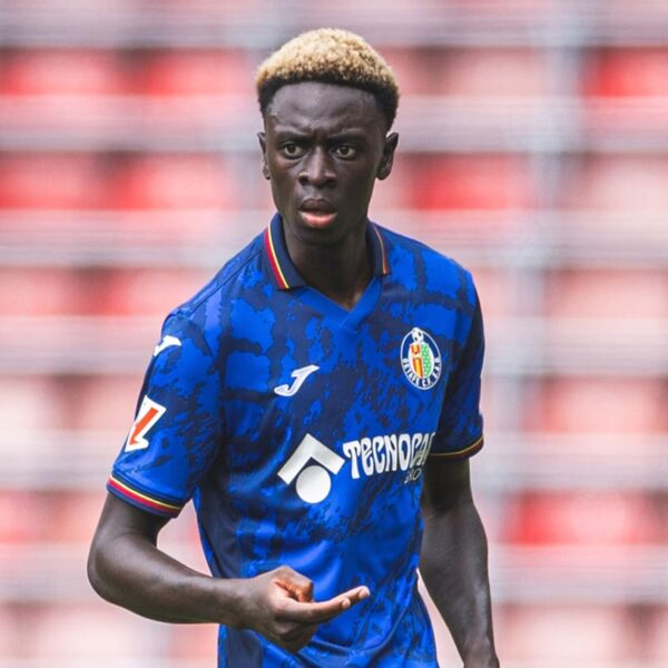 Coba Da Costa renueva con el Getafe hasta 2029