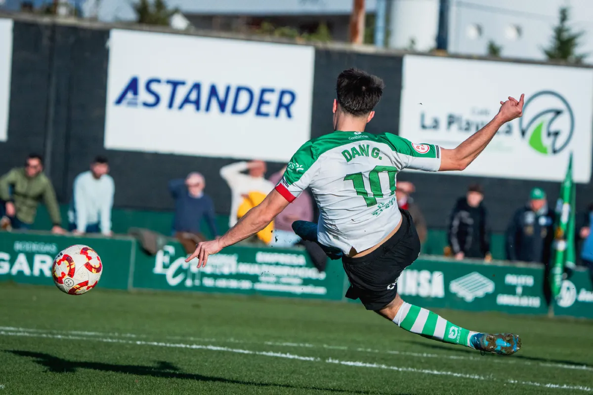 El Arenteiro incorpora a Dani González