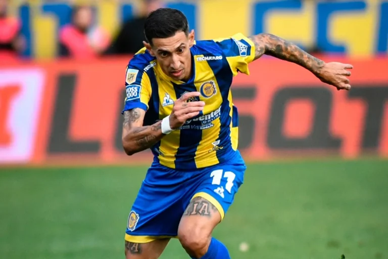 La leyenda argentina, Ángel Di María, marcó y se marchó lesionado en su “reedebut” con Rosario Central