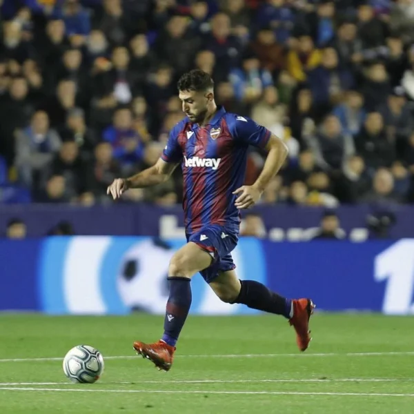 El CD Arenteiro incorpora a Eliseo Falcón