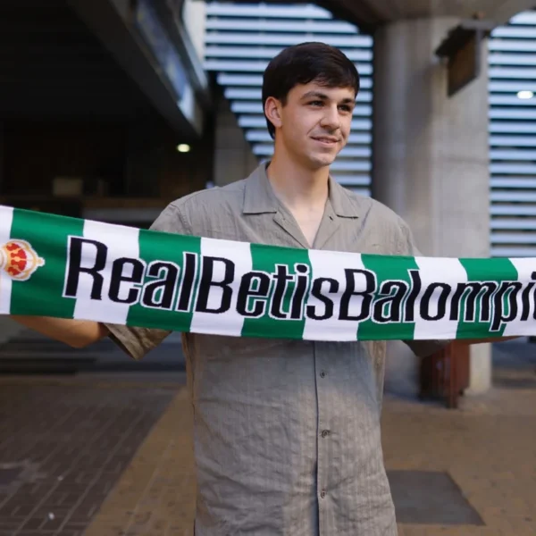 OFICIAL: Gonzalo Petit ficha por el Betis