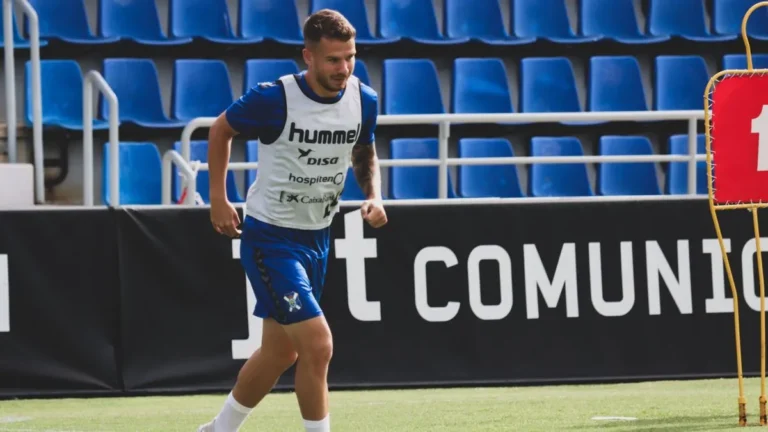 El Lugo incorpora a José Amo