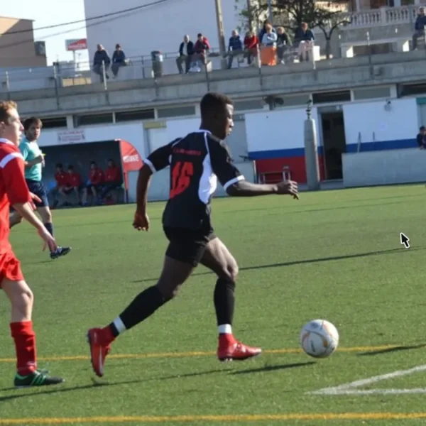 Dos nuevos refuerzos para el CD Arenteiro