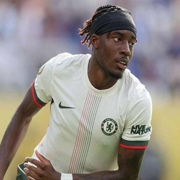 El fichaje de Madueke no convence a los aficionados del Arsenal