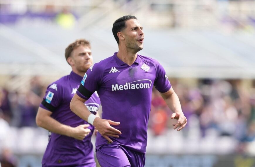 Betis y Mandragora acercan posturas.