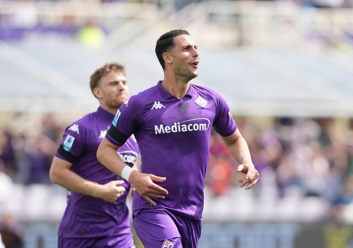 Betis y Mandragora acercan posturas.