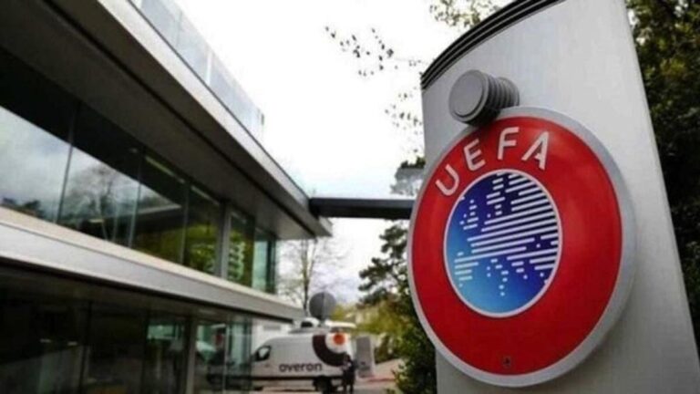 Chelsea y Aston Villa son multados por la UEFA tras saltarse el FFP