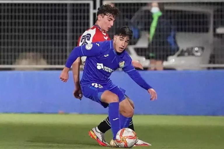 Víctor Mingo, nuevo jugador del Arenteiro