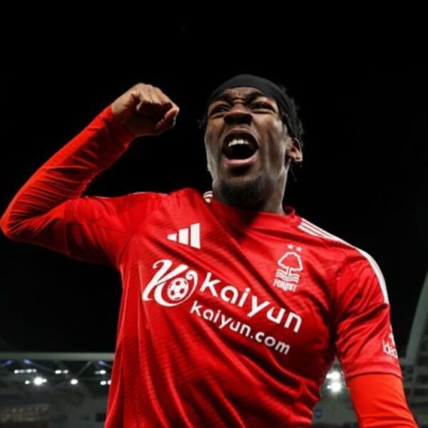 El Newcastle hace una oferta mejorada por Anthony Elanga