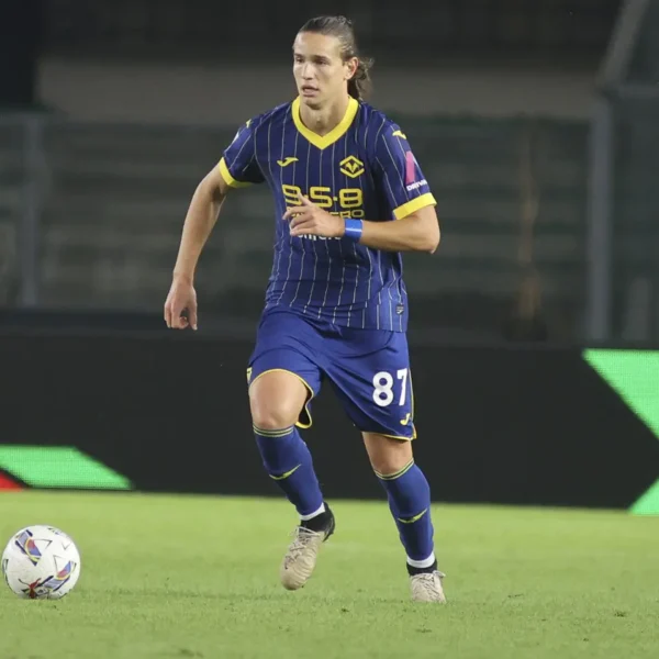 El Betis presenta una oferta por Ghilardi