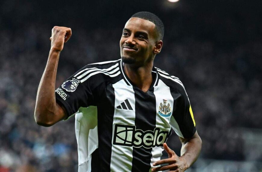 Alexander Isak sólo contempla Liverpool como su próximo destino