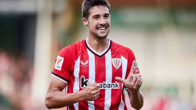 OFICIAL: Javi Martón ficha por la SD Eibar