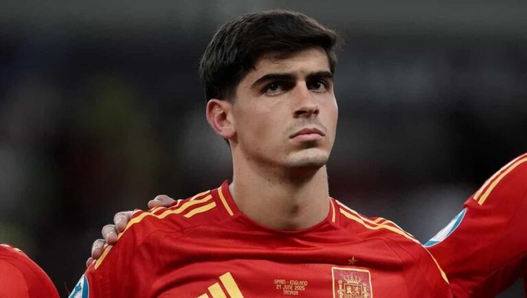 Juanlu, rumbo al Nápoles tras su inscripción