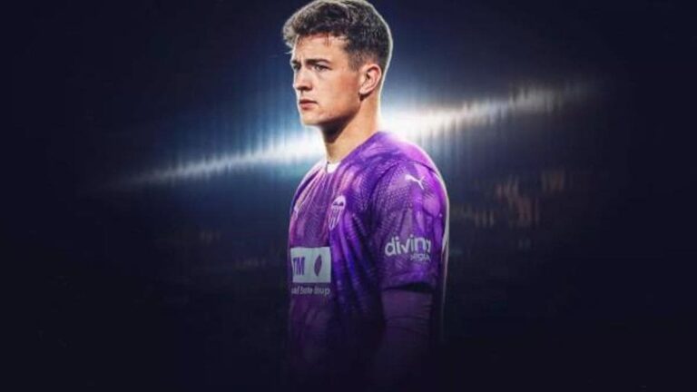 OFICIAL: Julen Agirrezabala, nuevo portero del Valencia CF