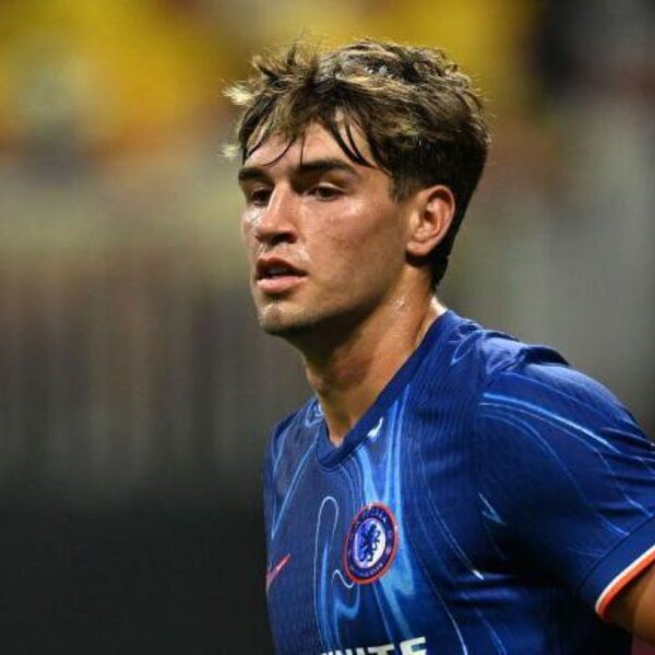 Marc Guiu, más fuera que dentro del Chelsea