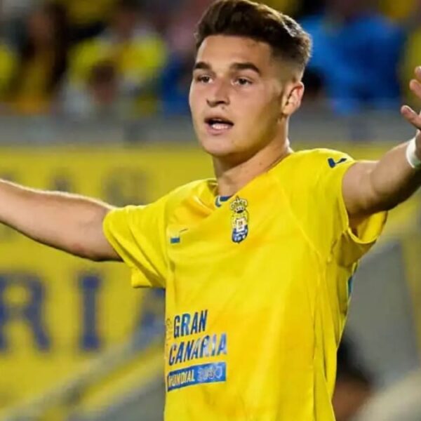 El Girona, detrás de Mika Mármol