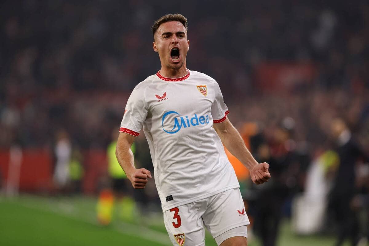 Pedrosa, con un pie y medio fuera del Sevilla