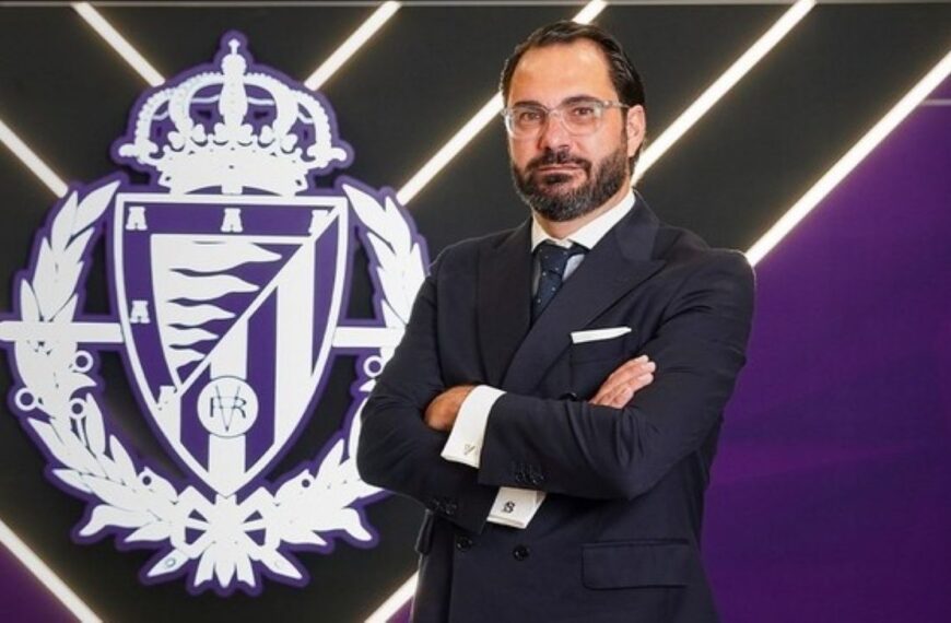 Víctor Orta presentado con el Real Valladolid