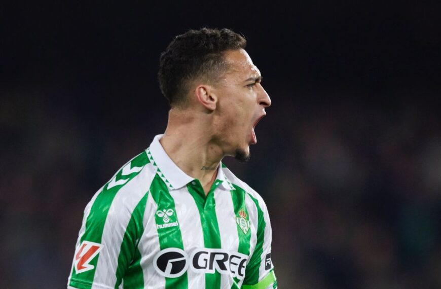 Betis y Manchester United ultiman el fichaje de Antony.