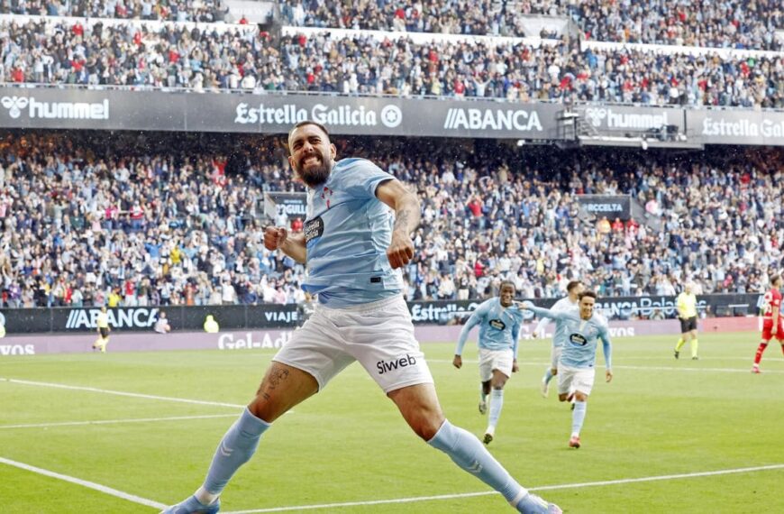 Borja Iglesias vuelve al Celta