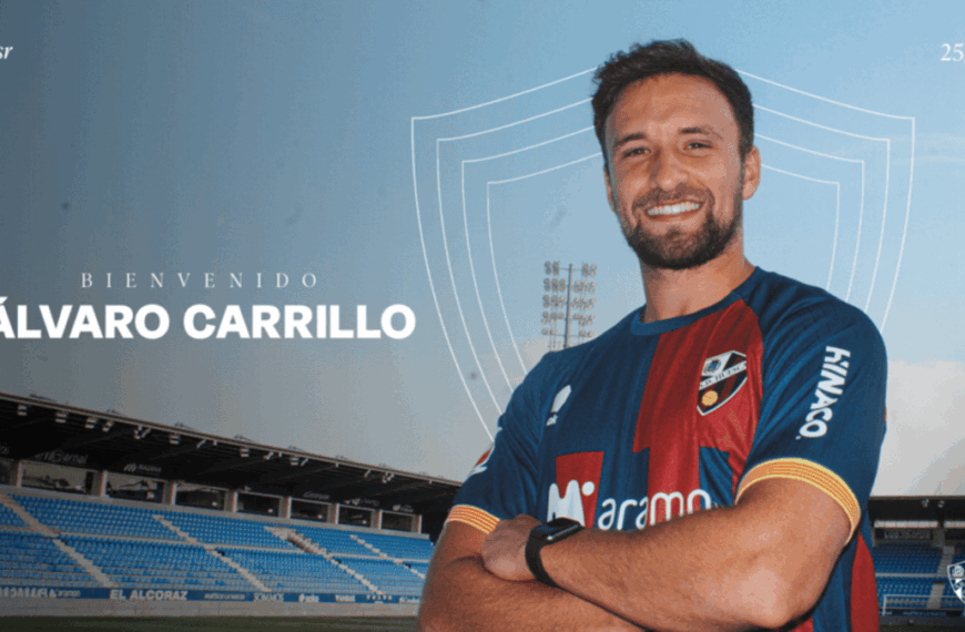 Carrillo deja la SD Eibar y ficha por la SD Huesca